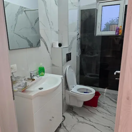 Jessy - Jes Lux Free Private Parking *