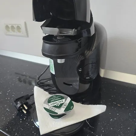 Jessy - Jes Lux Free Private Parking *