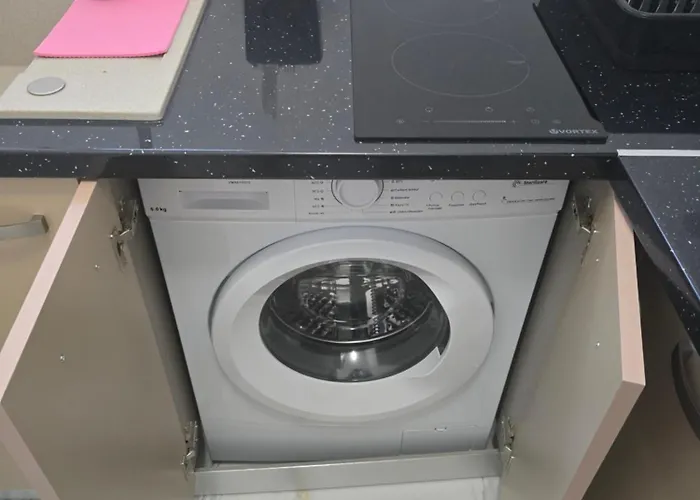 Jessy - Jes Lux Free Private Parking *